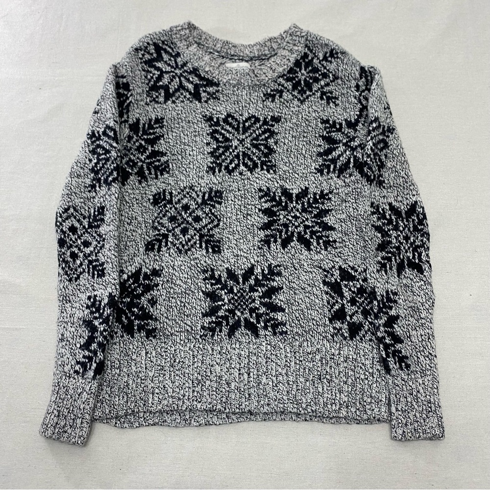 LL Bean Signature Snowflake Sweater Women’s Medium Relaxed Pullover Wool Blend
